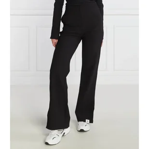Calvin Klein Jeans Spodnie Regular Fit - Spodnie sportowe damskie - miniaturka - grafika 1