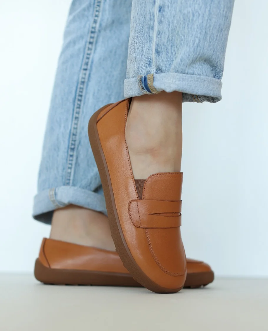 Skórzane rude półbuty damskie barefoot Fenaria 39