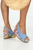 Półbuty damskie - Błękitne sandały skórzane damskie na kolorowym koturnie z ozdobą PRODUKT POLSKI Casu 2336 - miniaturka - grafika 1