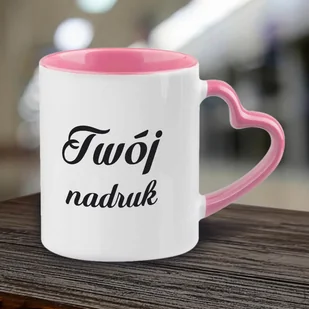Kubek z różowym wnętrzem i uszkiem w kształcie serca z Twoim nadrukiem - Kubki - miniaturka - grafika 1