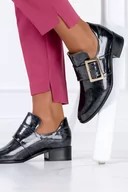 Półbuty damskie - Szare półbuty lordsy lakierowane z klamrą na niskim obcasie POLSKA SKÓRA Casu 4144-42 - miniaturka - grafika 1