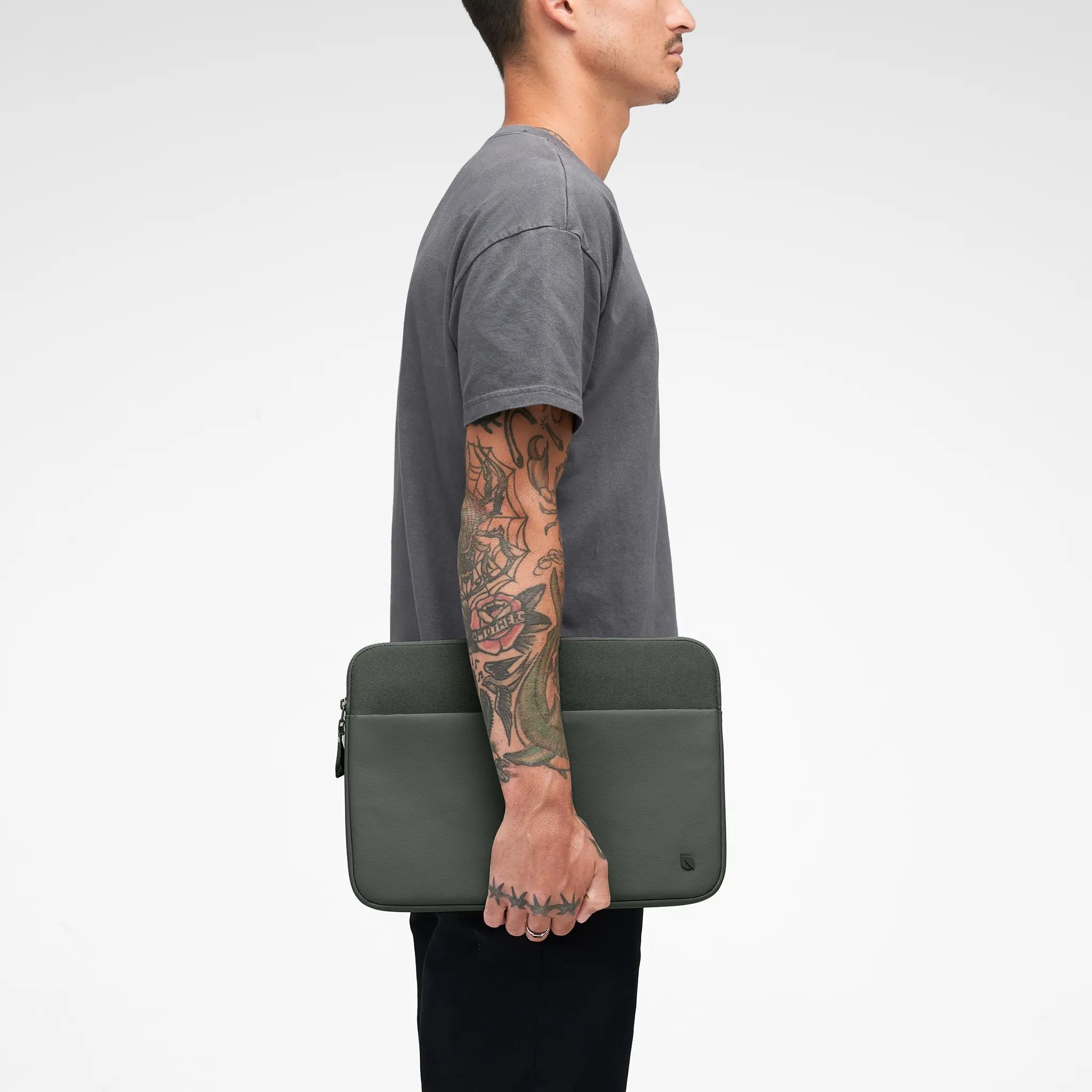 A.R.C. Sleeve for 14-inch Laptop - Smoked Ivy