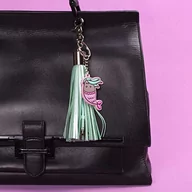 Breloczki dla dzieci - Thumbs up Thumbs up Brelok do kluczy z ozdobnymi frędzlami z kablem usb Pusheen - miniaturka - grafika 1