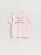 Koszulki i topy damskie - Reserved - T-shirt oversize z nadrukiem - pastelowy róż - miniaturka - grafika 1