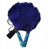 Breloki - Puszysty breloczek z literą V - hit sezonu - miniaturka - grafika 1