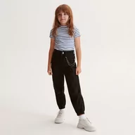Spodnie i spodenki dla dziewczynek - Reserved - Jeansy jogger - Czarny - miniaturka - grafika 1