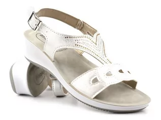 Sandały damskie - Wygodne sandały damskie INBLU SE-07, białe - Inblu - grafika 1
