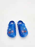 Buty dla chłopców - Reserved - Klapki Marvel z przypinkami - niebieski - miniaturka - grafika 1
