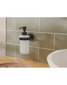 Mydelniczki i dozowniki mydła - Tesa Moon Dozownik do mydła w płynie bez wiercenia czarny 40565 - miniaturka - grafika 1