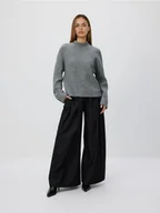 Swetry damskie - Reserved - Sweter z kontrastową lamówką - szary - miniaturka - grafika 1