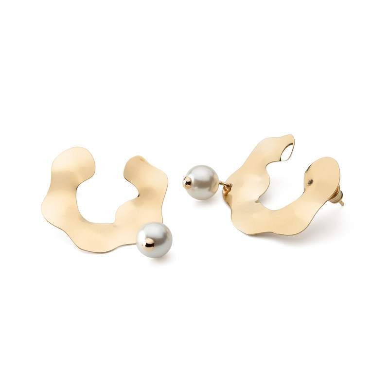 Kolczyki blaszki gniecione z perłą, srebro 925