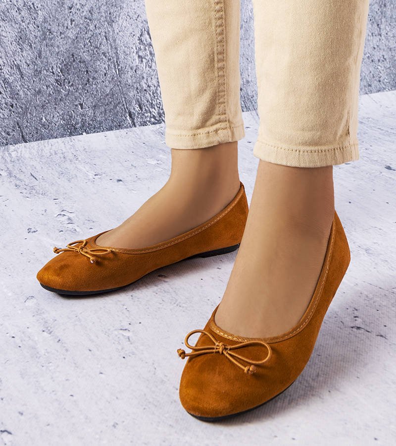 Brązowe balerinki z kokardką Chandonnet-37