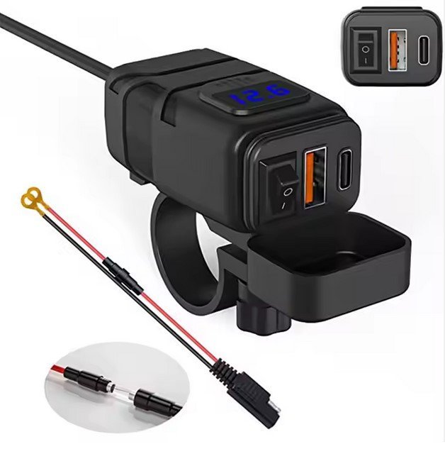 ŁADOWARKA MOTOCYKLOWA GNIAZDO USB USB-C QC 3.0 SZYBKIE ŁADOWANIE WOLTOMIERZ