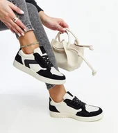 Sneakersy damskie - Biało-czarne sneakersy z brokatem Juwan-37 - miniaturka - grafika 1