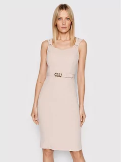 Sukienki - Rinascimento Sukienka koktajlowa CFC0107618003 Różowy Slim Fit - grafika 1