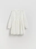 Sukienki i spódniczki dla dziewczynek - Reserved - Sukienka z piórami - złamana biel - miniaturka - grafika 1