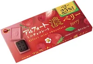 Kuchnie świata - Herbatniki z czekoladą Alfort Mini Rich Berries 60g - Bourbon - miniaturka - grafika 1