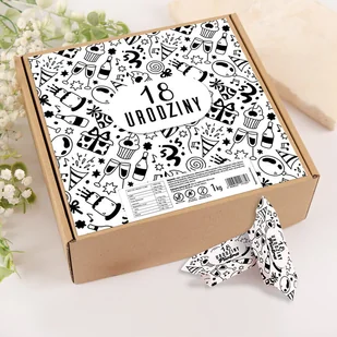 Urodzinowe KRÓWKI Na Osiemnastkę 1kg - Cukierki - miniaturka - grafika 1