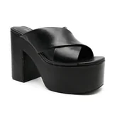 Klapki i japonki damskie - Guess Klapki LANTZ2 - miniaturka - grafika 1