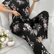 Inne - TEMU Elegancki damski zestaw piżam z kwiatowym wzorem - top z krótkim rękawem i długie spodnie, czarny z różowymi kwiatami, wygodny blend poliestru, - miniaturka - grafika 1