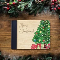 Albumy fotograficzne - Drewniany MINI FOTO ALBUM na zdjęcia CHOINKA z grawerowaną okładką z czarnymi kartami  prezent na święta - miniaturka - grafika 1
