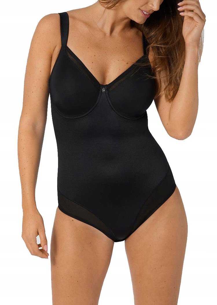 Triumph body BSW regulowane ramiączka rozmiar 95E - przybrudzone na magazyn