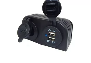 Carcommerce Sp. z o.o. Carcommerce Sp z o.o ŁADOWARKA CYRUS 2XUSB + GNIAZDO ZAPALNICZKI zakupy dla domu i biura 42561 - Pozostałe narzędzia ogrodowe - miniaturka - grafika 1