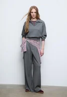 Bluzy damskie - Stradivarius Bluza o miękkim dotyku Ciemnoszary L - miniaturka - grafika 1