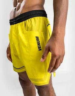 Spodnie sportowe męskie - Venum Spodenki Shorts Bali Boardshort Yellow - grafika 1
