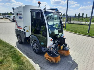 Zamiatarka samojezdna Dulevo 850 - Zamiatarki - miniaturka - grafika 6