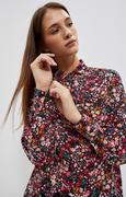 Koszule damskie - Luźna koszula damska w kwiatowy wzór 4015, Kolor czarny-wzór, Rozmiar XS, Moodo - Primodo.com - miniaturka - grafika 1