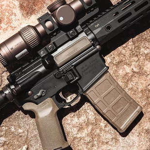Magpul - Klapka wyrzutnika łusek do AR-15 - .223 / 5,56 mm - MAG1206-FDE - Osprzęt do wiatrówek - miniaturka - grafika 2