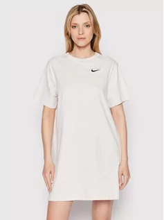 Sukienki - Nike Sukienka codzienna Sportswear Swoosh DM6191 Beżowy Oversize - grafika 1