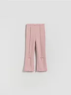 Spodnie i spodenki dla dziewczynek - Reserved - Ocieplane spodnie flare - brudny róż - miniaturka - grafika 1