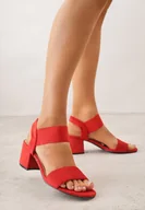 Sandały damskie - Czerwone Sandały na Kwadratowym Słupku z Imitacji Zamszu Claudie - miniaturka - grafika 1