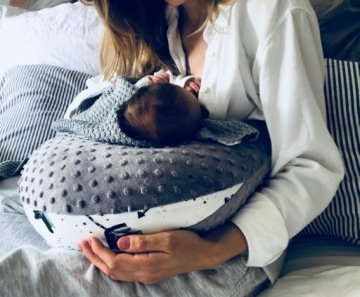 La Millou Poduszka Kura Babci Dany Velvet Bawełna BANDANA MOCCA