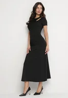 Sukienki - Czarna Sukienka o Dopasowanym Fasonie z Lekkimi Marszczeniami Aporea - miniaturka - grafika 1