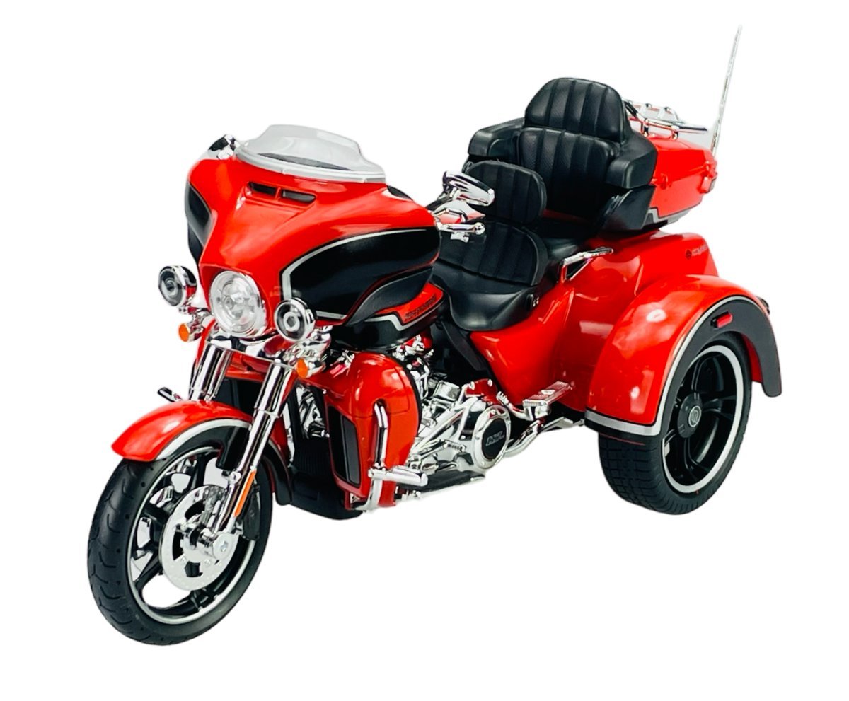 MAISTO 2021 HARLEY-DAVIDSON CVO TRI GLIDE POMARAŃCZOWY 1:12 32337