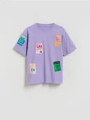 Koszulki dla chłopców - Reserved - Bawełniany t-shirt z nadrukiem - fioletowy - miniaturka - grafika 1