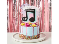 Ciasta i półprodukty do ciast - Topper papierowy personalizowany na tort - 25cm x 17cm -1 szt. - miniaturka - grafika 1