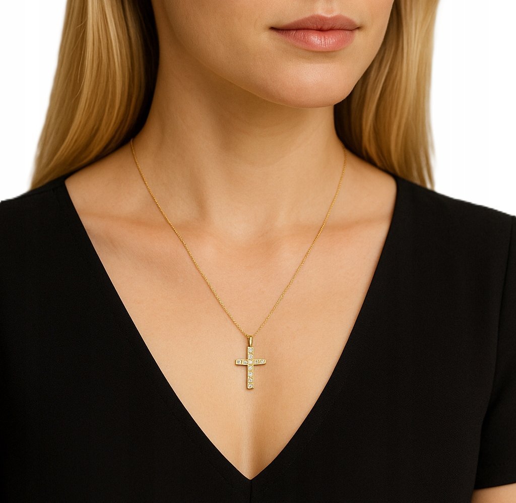 Naszyjnik Krzyż Krzyżyk Celebrytka Cyrkonie Stal Chirurgiczna 316L 18K