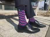 Skarpetki męskie - Skarpetki w różowo niebieską szachownicę - miniaturka - grafika 1