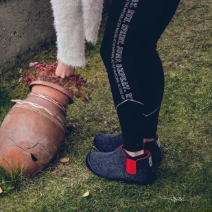 Kapcie GUMBIES BRUMBY BOOT UNISEX - Kapcie damskie - miniaturka - grafika 4