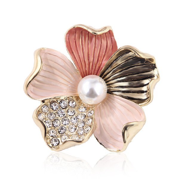 Broszka w formie trójkolorowego kwiatka z perłą
