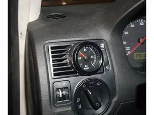 Lewa Kratka nawiewu wskaźnik 52mm TURBO VW GOLF IV mk4 - Akcesoria motoryzacyjne - miniaturka - grafika 1