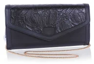 Torebki damskie - Czarna Kopertówka W Wytłaczane Kwiaty - miniaturka - grafika 1