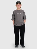 Spodnie i spodenki dla chłopców - 4F Spodnie dresowe chłopięce - czarne 122 (6-7 lat) - miniaturka - grafika 1