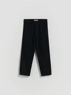 Spodnie i spodenki dla chłopców - Reserved - Bawełniane spodnie chino - czarny - miniaturka - grafika 1