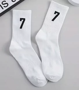 Skarpetki numer 7 CR7 Cristiano Ronaldo prezent - Skarpetki męskie - miniaturka - grafika 1