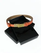 Paski - Skórzany regulowany pasek damski ze złotą klamrą Kallie Pomarańczowy - miniaturka - grafika 1
